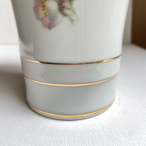 Schumann Arzberg Bavaria Germany Wild Rose porcelain vase gold trim 5 inch VTG - Picture 6 of 11